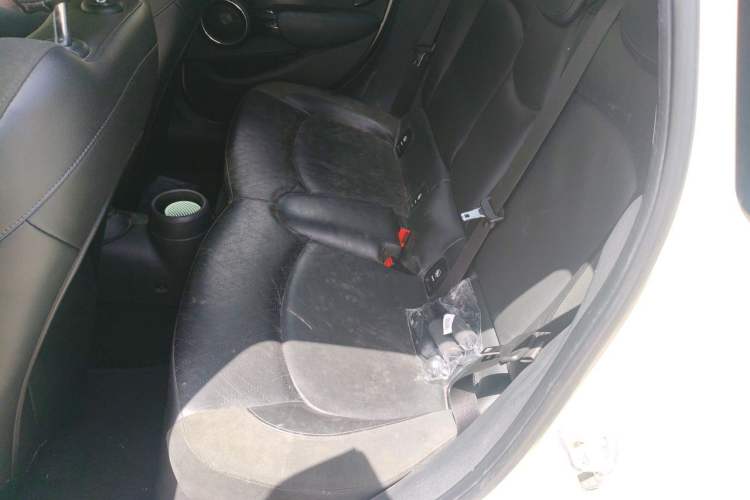 Used MINI 2015 2.0T COOPER S Five-Door Edition Left Rear Seat