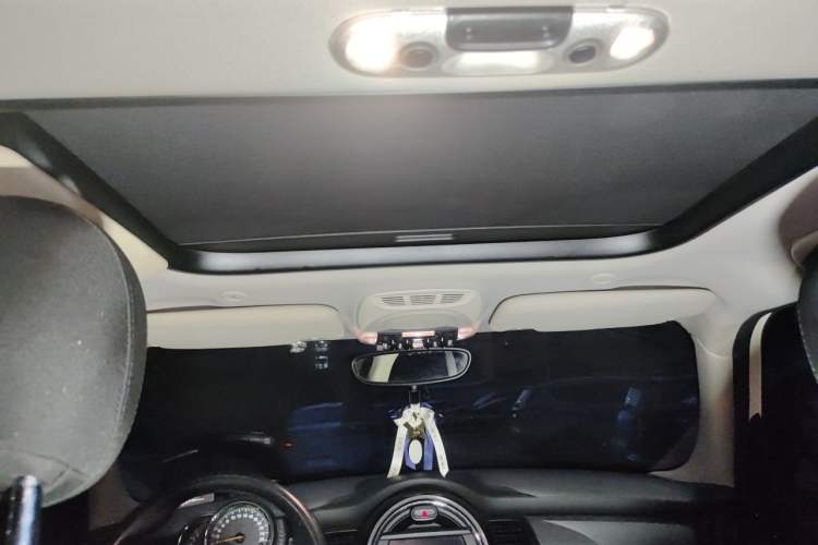 Used MINI 2015 1.5T COOPER Fun Five-Door Edition Headliner