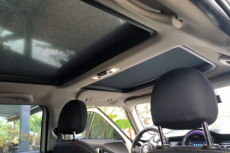 Used MINI 2015 1.2T ONE Five-Door Edition Headliner