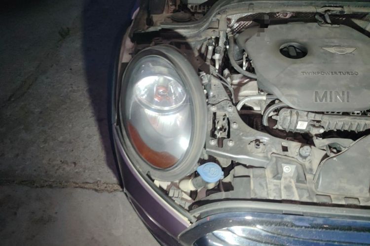 Used MINI 2015 1.5T COOPER Fun Five-Door Edition Right Front Headlight