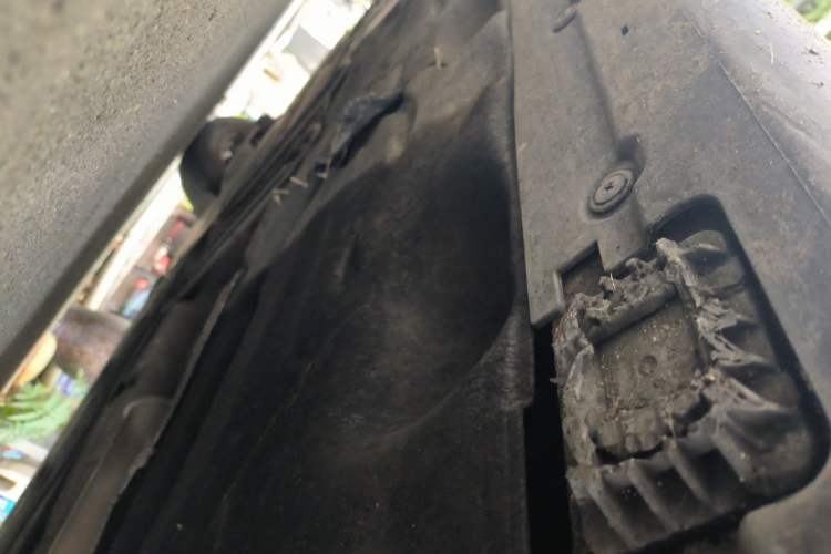 Used MINI 2015 1.2T ONE Five-Door Edition Right Side Sill