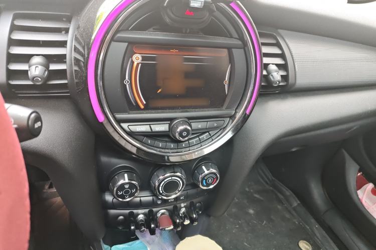 Used MINI 2015 1.5T COOPER Fun Five-Door Edition Audio And AC Panel