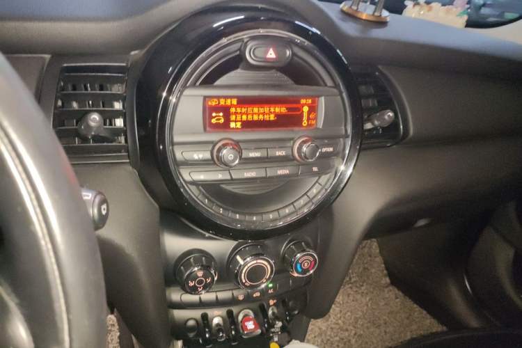 Used MINI 2015 1.2T ONE Five-Door Edition Audio And AC Panel