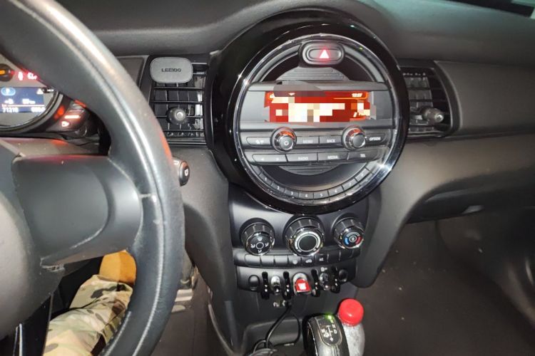 Used MINI 2015 1.2T ONE Five-Door Edition Audio And AC Panel