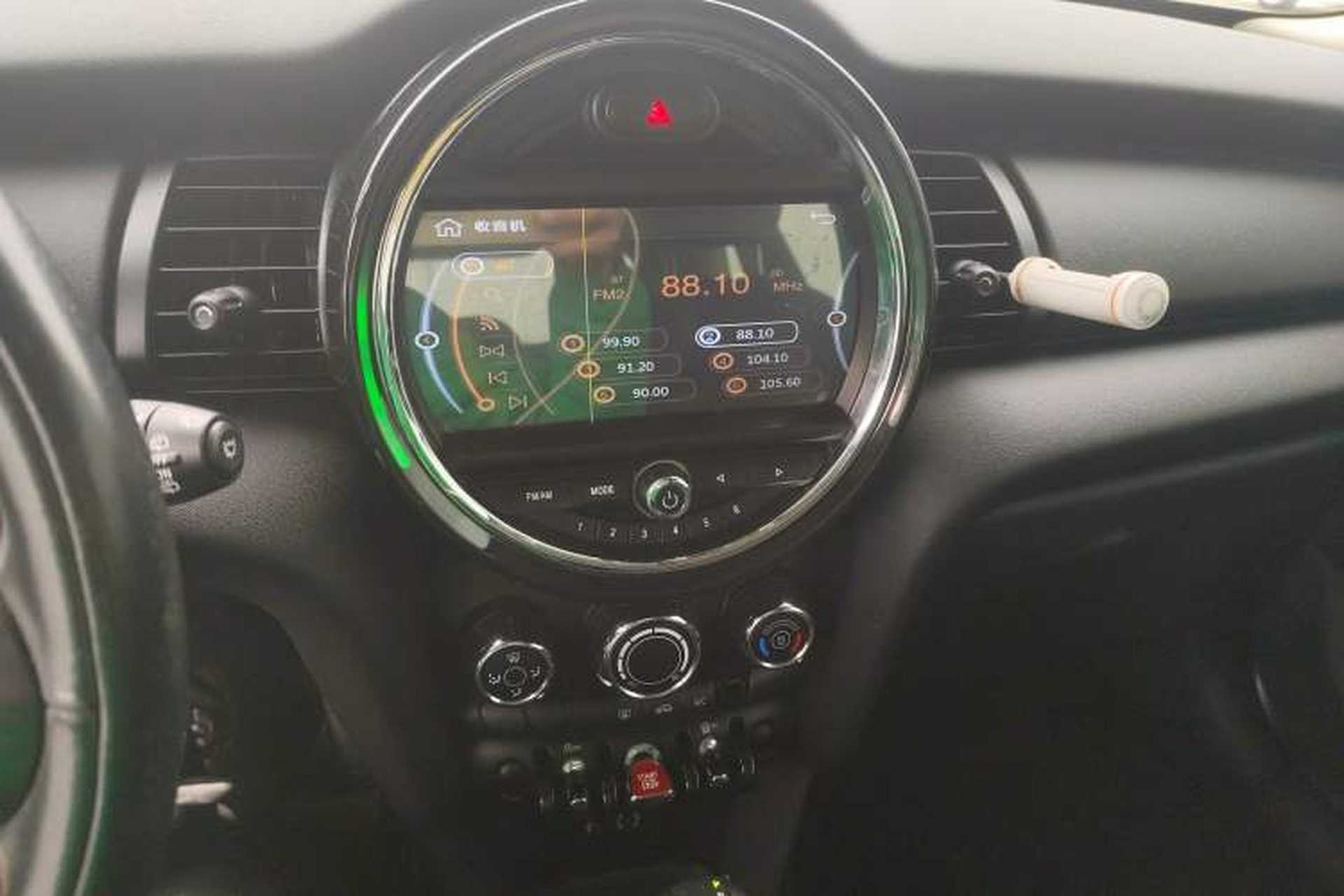 Used MINI 2015 1.2T ONE Five-Door Edition Audio And AC Panel