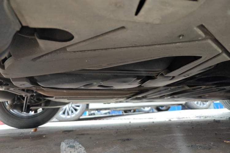 Used MINI 2015 1.5T COOPER Fun Five-Door Edition Chassis Rear Right