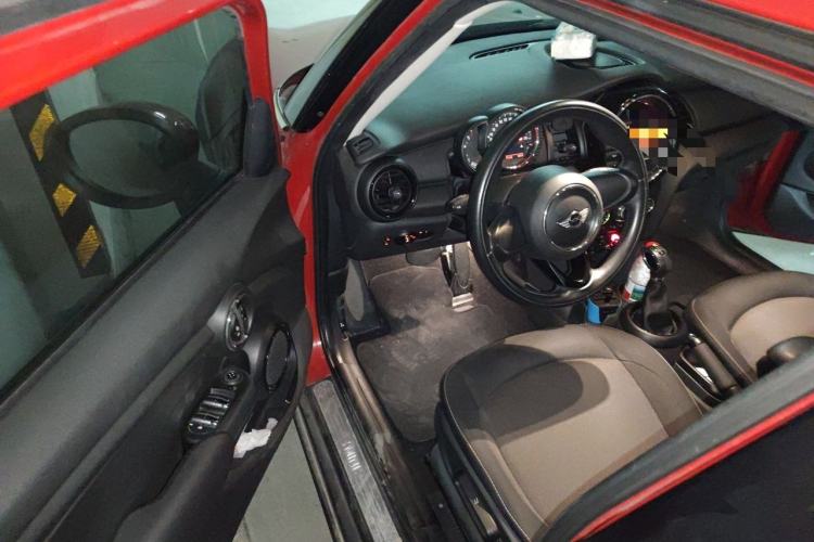 Used MINI 2015 1.2T ONE Five-Door Edition Driver Seat