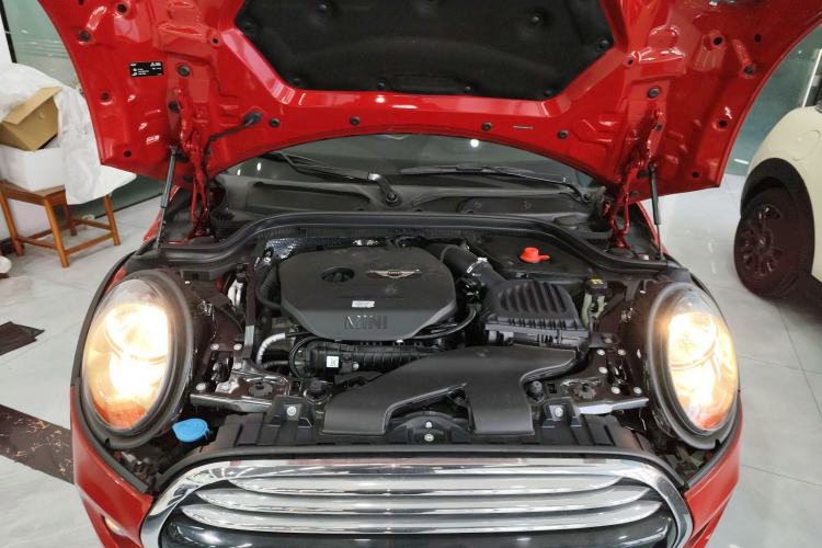 Used MINI 2015 1.5T COOPER Fun Five-Door Edition Engine Bay