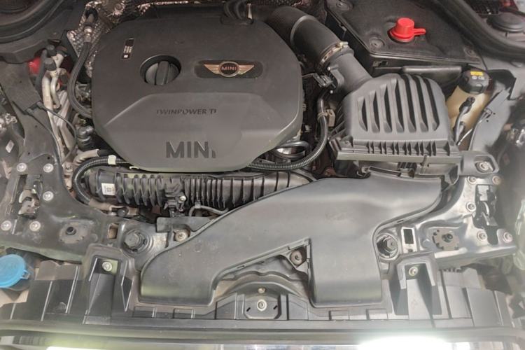 Used MINI 2015 2.0T COOPER S Five-Door Edition Engine Bay