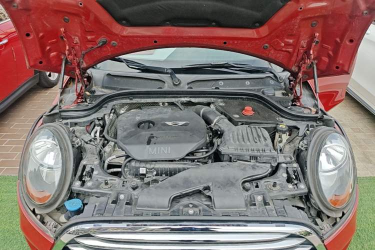 Used MINI 2015 1.5T COOPER Fun Five-Door Edition Engine Bay