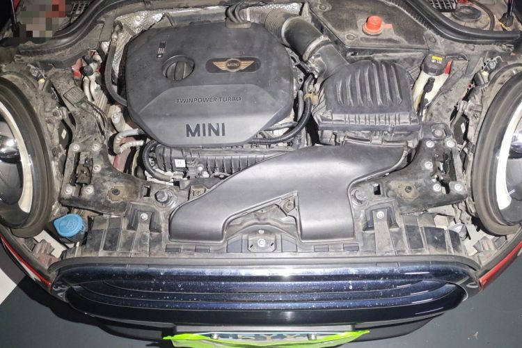 Used MINI 2015 1.5T COOPER Excitement Five-Door Edition Engine Bay