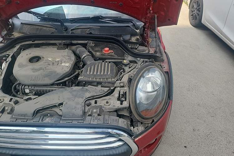Used MINI 2015 1.2T ONE Five-Door Edition Engine Bay Left