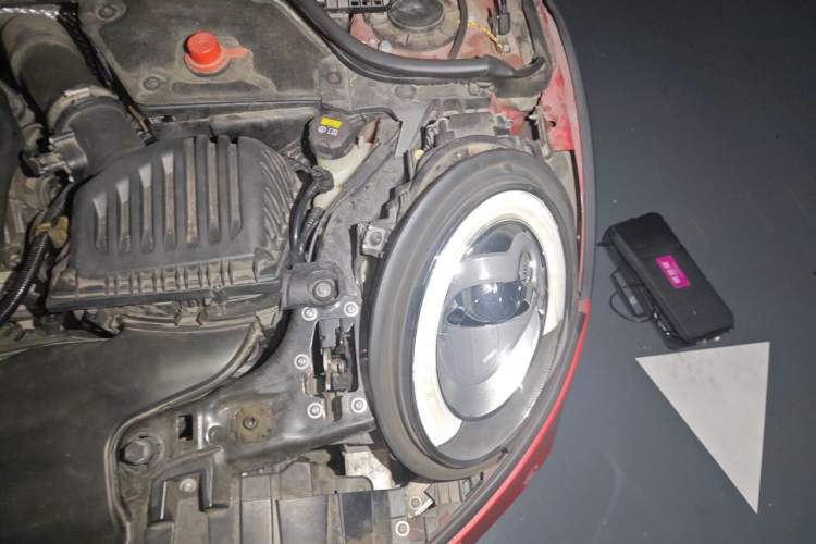 Used MINI 2015 1.5T COOPER Excitement Five-Door Edition Engine Bay Left