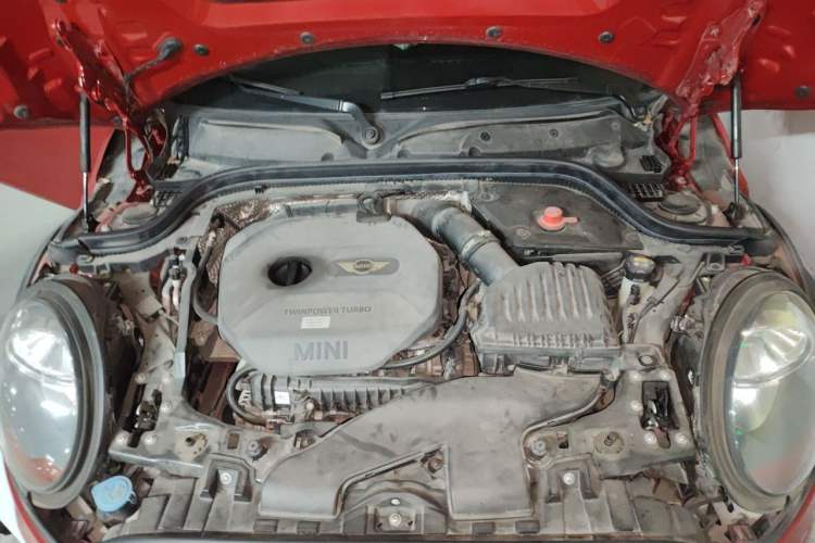 Used MINI 2015 1.2T ONE Five-Door Edition Engine Bay
