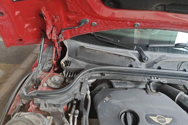 Used MINI 2015 1.5T COOPER Fun Five-Door Edition Engine Bay Right