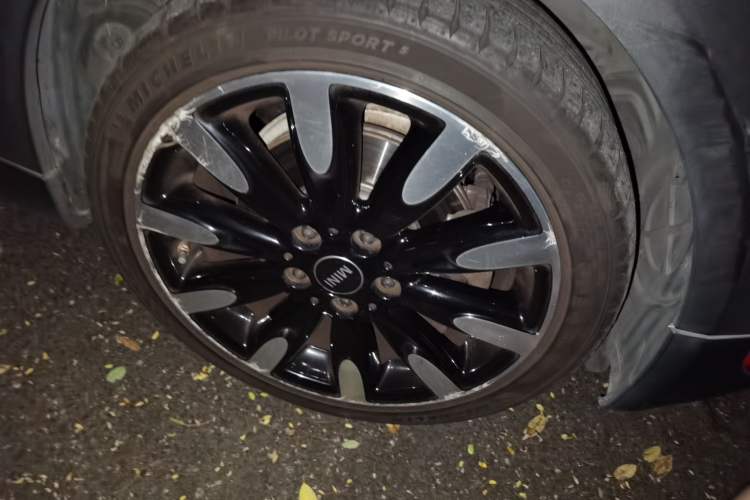 Used MINI 2015 2.0T COOPER S Five-Door Edition Exterior 1