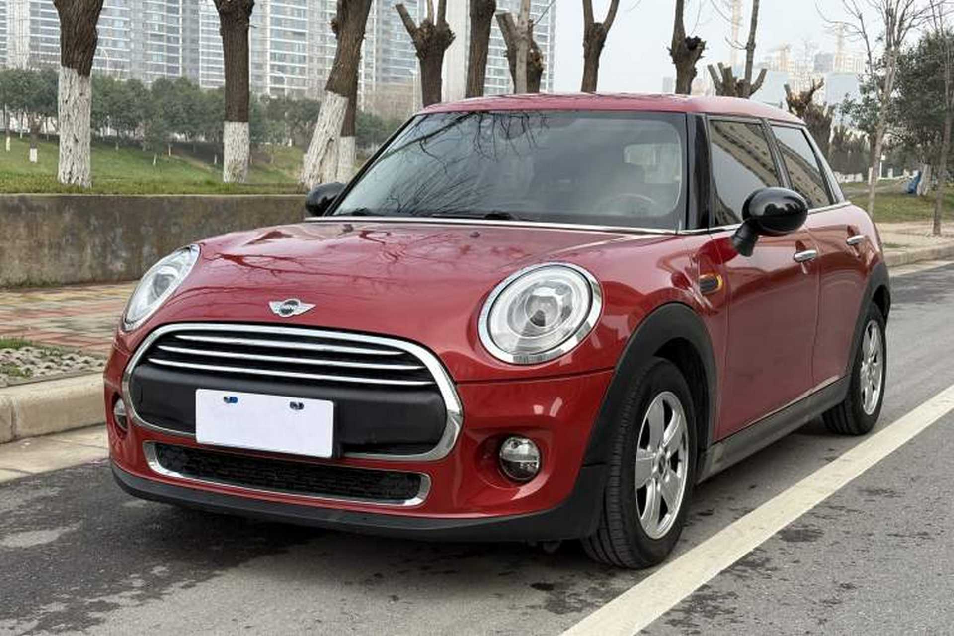 Used MINI 2015 1.2T ONE Five-Door Edition Front Left 45 Deg