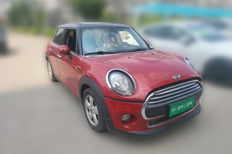 Used MINI 2015 1.2T ONE Five-Door Edition Front Right 45 Deg