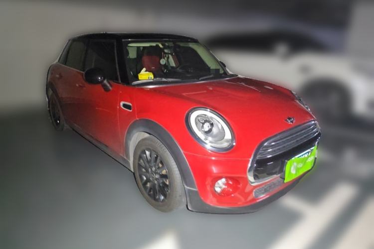 Used MINI 2015 1.5T COOPER Excitement Five-Door Edition Front Right 45 Deg
