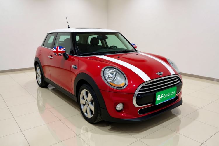 Used MINI 2015 1.2T ONE Five-Door Edition Front Right 45 Deg
