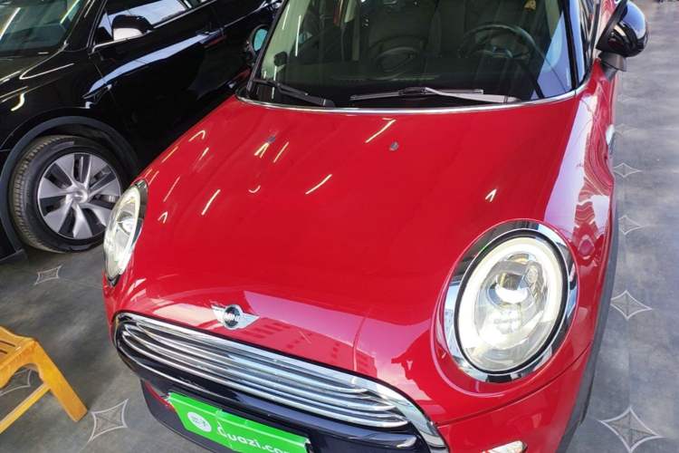 Used MINI 2015 1.5T COOPER Excitement Five-Door Edition Front