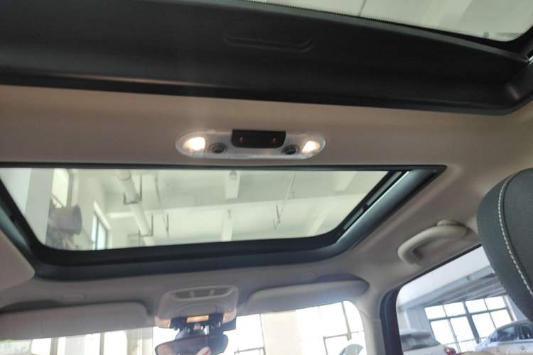 Used MINI 2015 1.2T ONE Five-Door Edition Headliner
