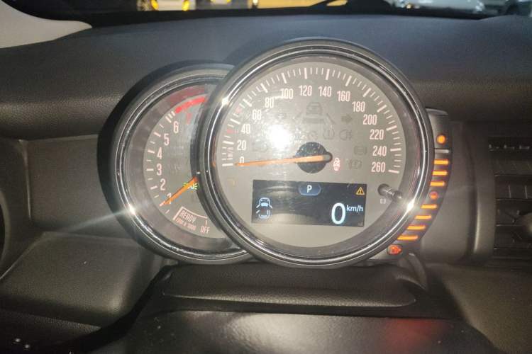 Used MINI 2015 1.2T ONE Five-Door Edition Instrument Cluster