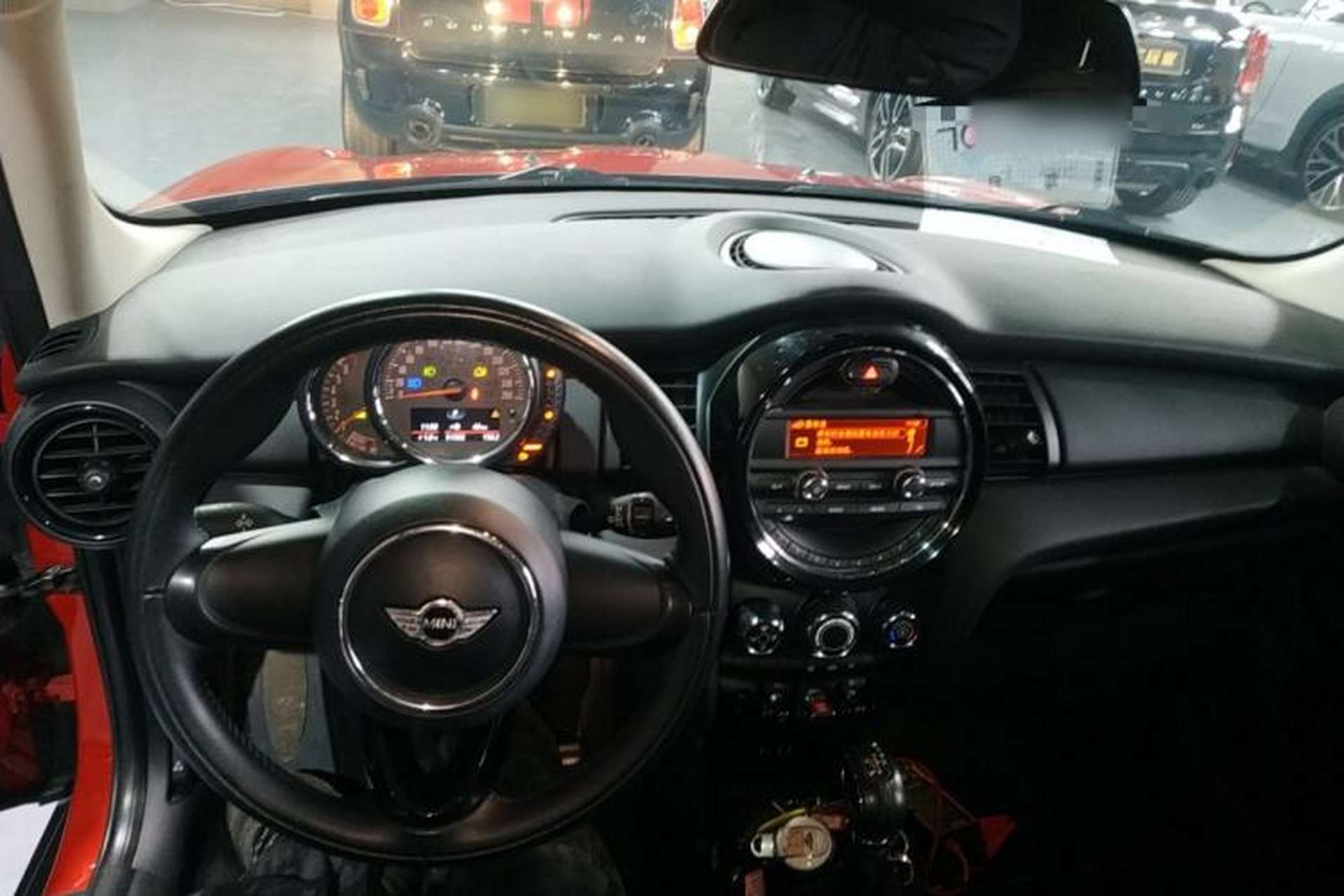Used MINI 2015 1.2T ONE Five-Door Edition Interior 2