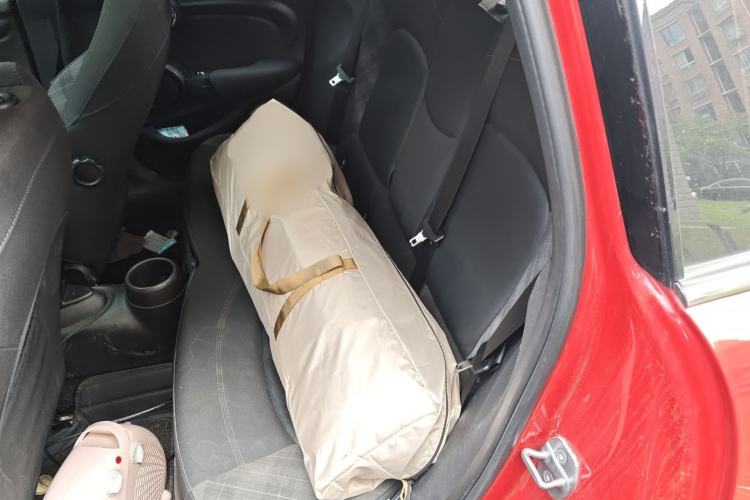 Used MINI 2015 1.5T COOPER Fun Five-Door Edition Interior 4