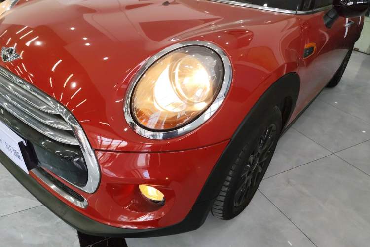 Used MINI 2015 1.5T COOPER Fun Five-Door Edition Left Front Headlight