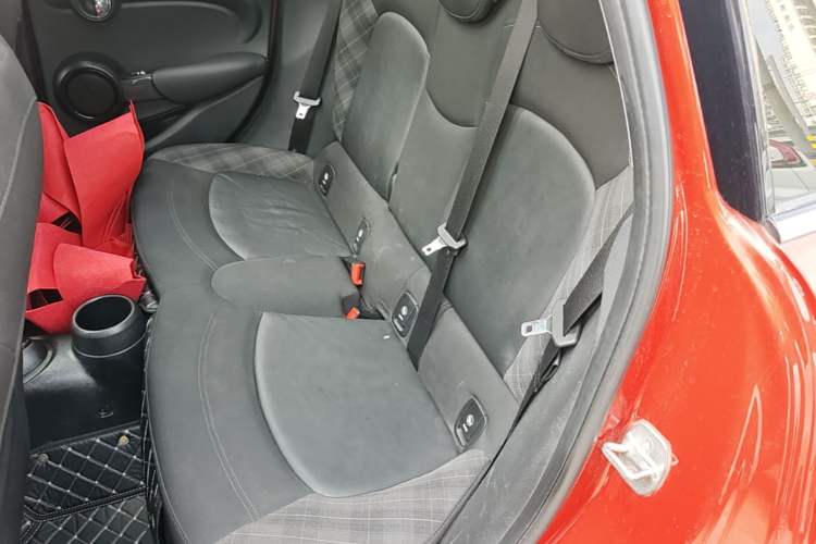 Used MINI 2015 1.5T COOPER Fun Five-Door Edition Left Rear Seat