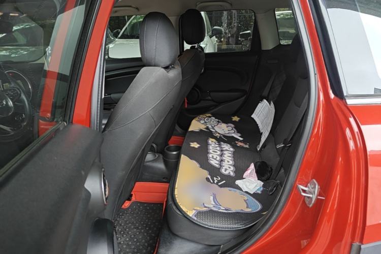 Used MINI 2015 1.5T COOPER Fun Five-Door Edition Left Rear Seat