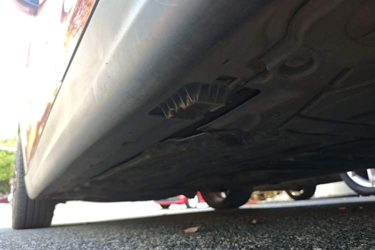Used MINI 2015 1.2T ONE Five-Door Edition Left Side Sill