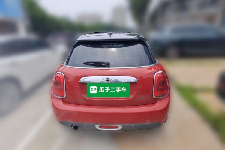 Used MINI 2015 1.5T COOPER Fun Five-Door Edition Rear