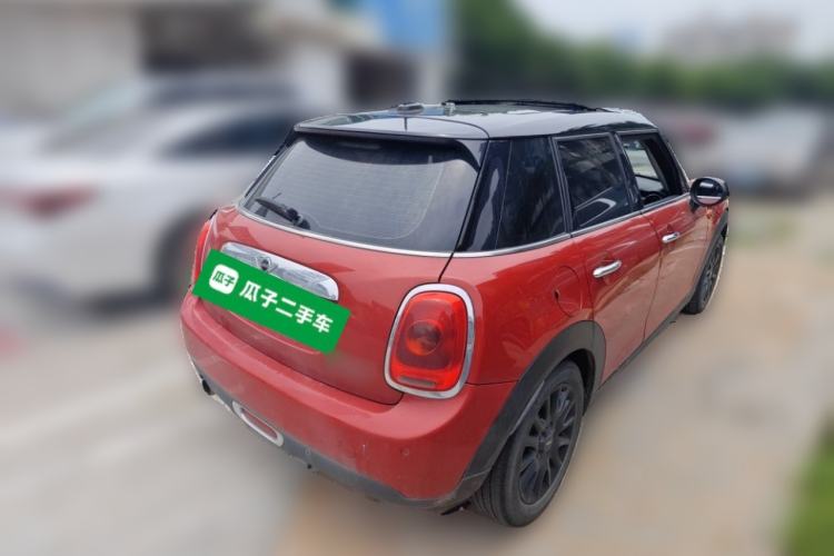 Used MINI 2015 1.5T COOPER Fun Five-Door Edition Rear Right 45 Deg