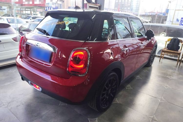 Used MINI 2015 1.5T COOPER Excitement Five-Door Edition Rear Right 45 Deg
