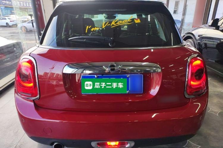 Used MINI 2015 1.5T COOPER Excitement Five-Door Edition Rear