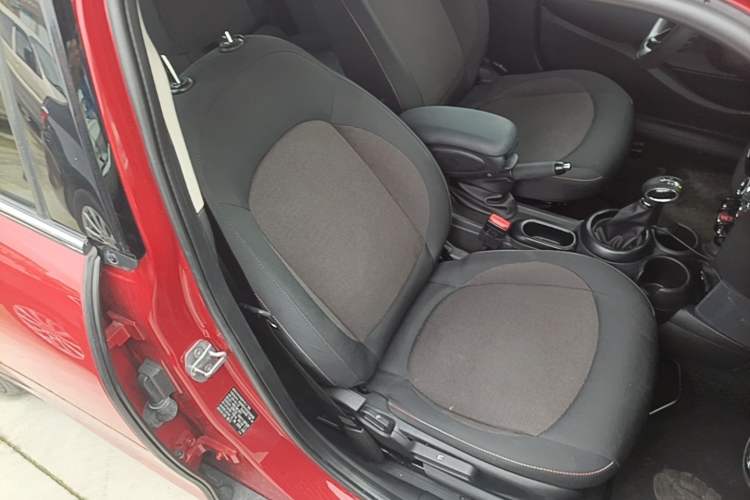 Used MINI 2015 1.2T ONE Five-Door Edition Right Front Seat