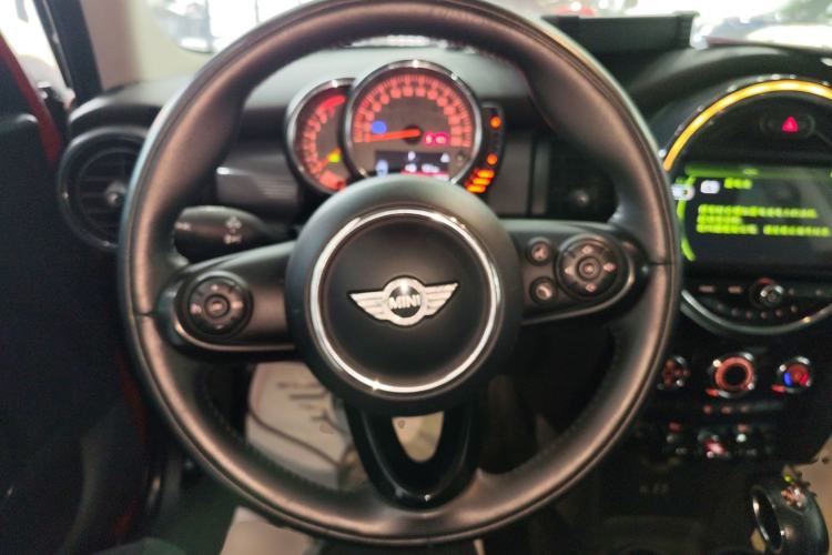 Used MINI 2015 1.5T COOPER Fun Five-Door Edition Steering Wheel