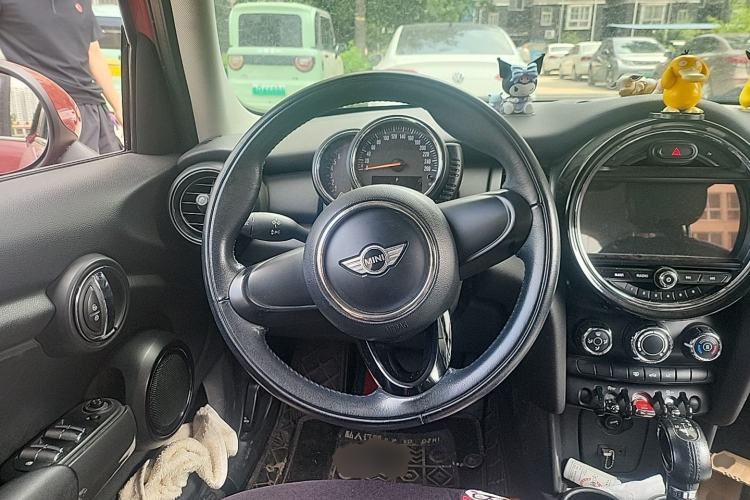 Used MINI 2015 1.2T ONE Five-Door Edition Steering Wheel