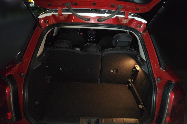 Used MINI 2015 1.2T ONE Five-Door Edition Trunk