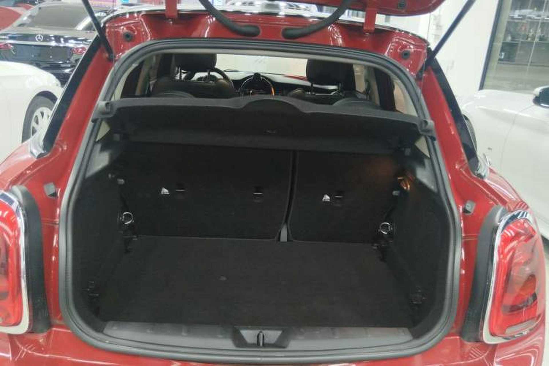 Used MINI 2015 2.0T COOPER S Five-Door Edition Trunk