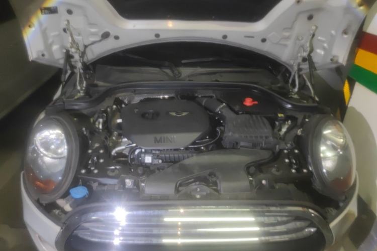 Used MINI 2015 1.5T COOPER Fun Five-Door Edition Engine Bay