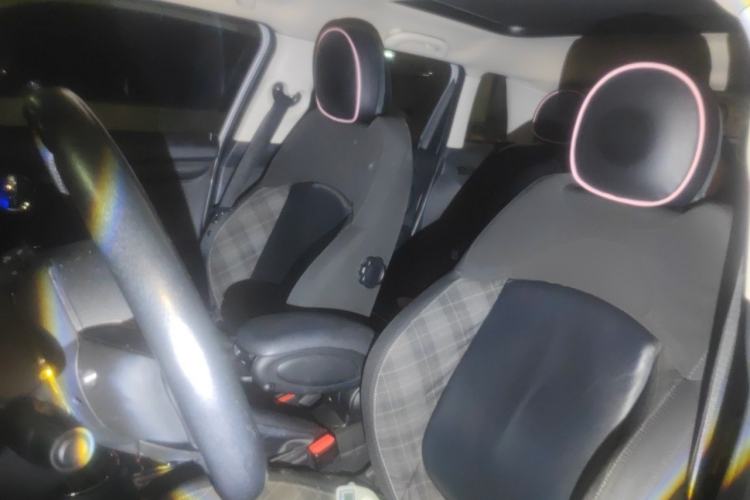 Used MINI 2015 1.5T COOPER Fun Five-Door Edition Left Front Seat