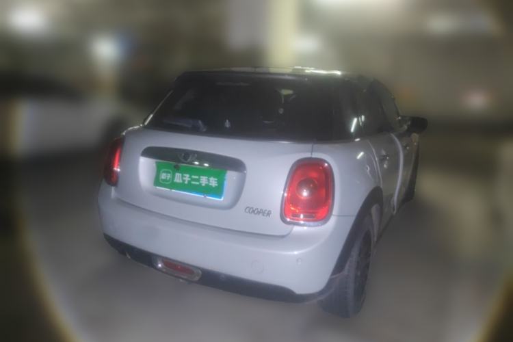 Used MINI 2015 1.5T COOPER Fun Five-Door Edition Rear Right 45 Deg