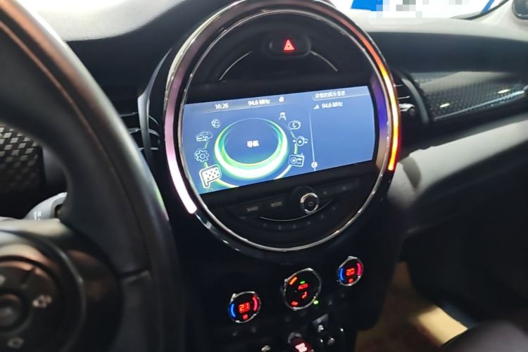 Used MINI 2015 2.0T COOPER S Five-Door Edition Audio And AC Panel