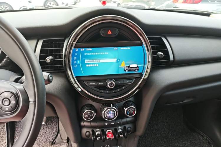 Used MINI 2015 1.2T ONE Five-Door Edition Audio And AC Panel