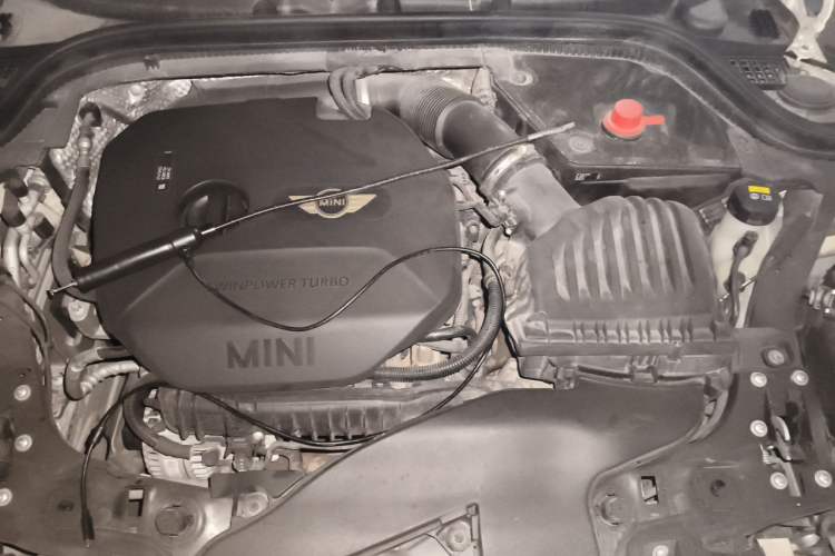 Used MINI 2015 1.5T COOPER Fun Five-Door Edition Engine Bay