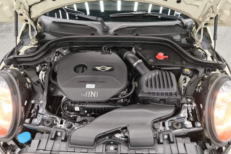 Used MINI 2015 1.2T ONE Five-Door Edition Engine Bay