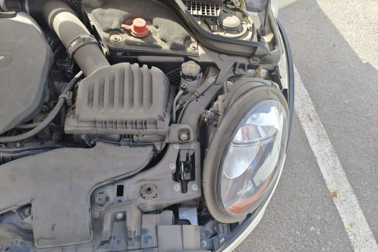 Used MINI 2015 1.2T ONE Five-Door Edition Engine Bay Left